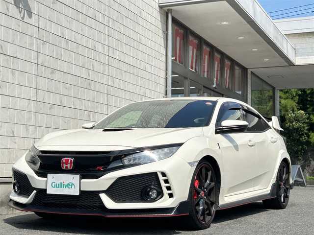 ホンダ シビック タイプR 埼玉県 2018(平30)年 7.4万km チャンピオンシップホワイト 外部検査済み/車検R9年3月まで/6MT／ターボ/純正ナビTV/CD/DVD/Bluetooth/バックカメラ/専用20インチアルミ/専用セミバケットシート/専用bremboキャリパー/専用センターマフラー/LEDヘッドライト/アイドリングストップ/クルーズコントロール/スリップコントロール/純正フロアマット/純正ドアバイザー/ディーラー点検記録簿/（H31/R2/R3/R4/R5/R6/R7）/新車保証書/取扱説明書
