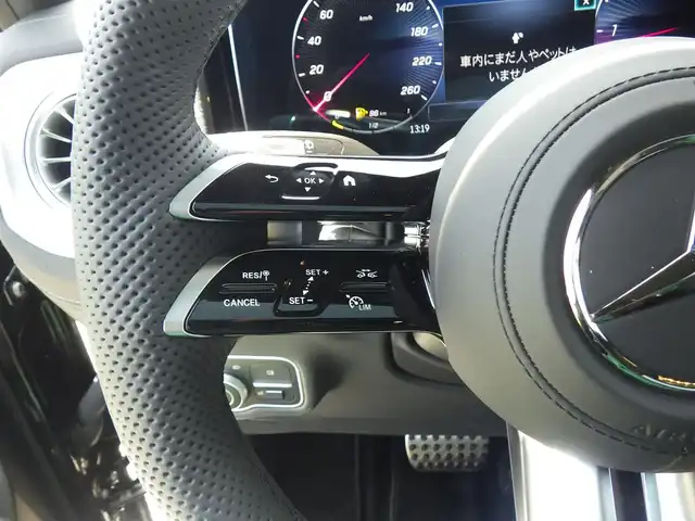 メルセデス・ベンツ ゲレンデヴァーゲン Ｇ４５０ｄ 千葉県 2025(令7)年 0.1万km未満 オブシディアンブラック AMGラインパッケージ/MANUFAKTURボディ同色スペアタイヤリング/MANUFAKTURロゴパッケージ/MANUFAKTURプログラム/アクティブブレーキアシスト/アクティブレーンキープアシスト/ブラインドスポットアシスト/アテンションアシスト/ディストロニック/パノラミックスライディングルーフ/ブラックレザーシート/前席パワーシート/エアシート/各席シートヒーター/ブルメスター/純正ナビ/地デジTV/【Bluetooth接続】/360°カメラ/革巻きステアリング/ステアリングスイッチ/ETC（2.0）/LEDヘッドライト/ウインカーミラー/パークトロニック/純正20インチアルミホイル/サイド/カーテン/ニーエアバッグ/キーレスゴー