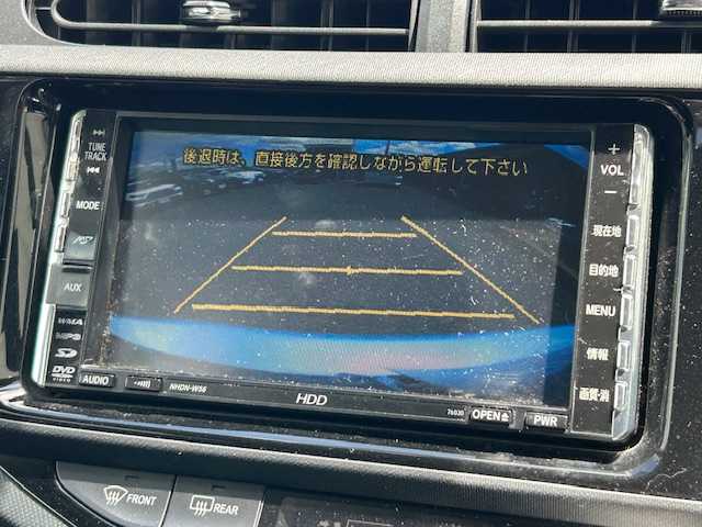 トヨタ アクア S 茨城県 2016(平28)年 2.5万km クールソーダメタリック 純正ＳＤナビ　/-FM/AM/CD/ＥＴＣ　/バックカメラ　/D席N席シートヒーター　/オートライト　/純正フロアマット　/パワーステアリング　/パワーウィンドウ　/ＡＢＳ　/横滑り防止装置　/盗難防止装置　/キセノンヘッドライト　/Ｗエアバッグ/プッシュスタート