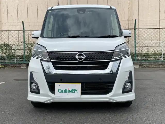 日産 デイズ ルークス HWS X Vセレクション 東京都 2018(平30)年 4.5万km ホワイトパール 純正メモリナビ＆地デジ/・BluetoothAudio/・CD/DVD/AM/FM/全周囲モニター/両側パワースライドドア　/ＬＥＤヘッドランプ /・オートハイービーム/アイドリングストップ /インテリジェントエマージェンシーブレーキ /・踏み間違い防止アシスト/・車線逸脱警報/・VDC/インテリジェントキー /プッシュエンジンスタート /リアサーキュレーター/リアサンシェード/純正15インチAW/純正フロアマット/保証書＆取説