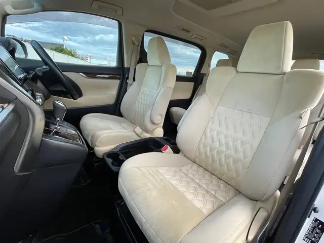 トヨタ ヴェルファイア X 岩手県 2018(平30)年 2万km ホワイトパールクリスタルシャイン セーフティセンス　フリップダウン　両側電動スライド　９型ナビ　前後個別再生　バックＣ　フルセグＴＶ　クルコン　ビルドインＥＴＣ２．０　ドラレコ　レーダークルーズ　オートハイビーム　オートＬＥＤライト