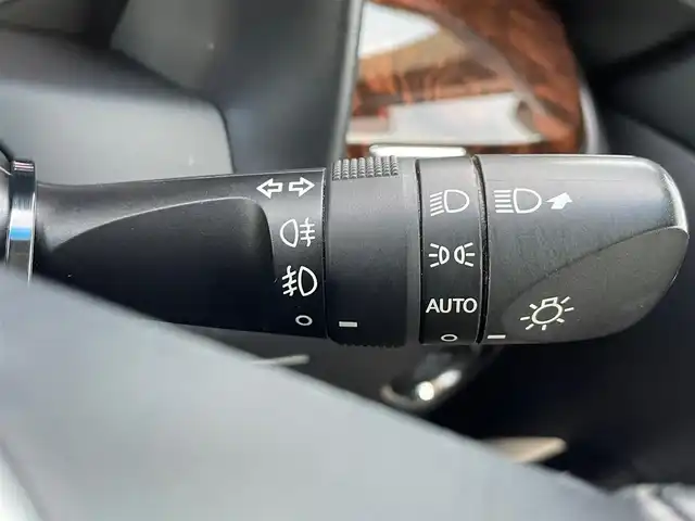 トヨタ ヴェルファイア X 岩手県 2018(平30)年 2万km ホワイトパールクリスタルシャイン セーフティセンス　フリップダウン　両側電動スライド　９型ナビ　前後個別再生　バックＣ　フルセグＴＶ　クルコン　ビルドインＥＴＣ２．０　ドラレコ　レーダークルーズ　オートハイビーム　オートＬＥＤライト