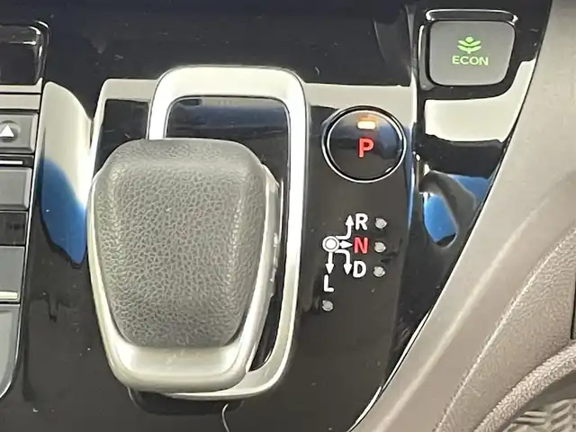ホンダ フリード ハイブリット G ホンダセンシング 千葉県 2020(令2)年 5.9万km ミッドナイトブルービームM 禁煙車/ホンダセンシング/・衝突軽減ブレーキ/・誤発進抑制機能/・歩行者事故低減ステアリング/・路外逸脱抑制機能/・アダプティブクルーズコントロール/・標識認識機能/両側パワースライドドア/純正10インチナビ/Bluetooth/CD/DVD/フルセグ/バックカメラ/レーダークルーズコントロール/LEDオートライト/シートヒーター/USBポート/プッシュスタート/スマートキー/取扱説明書/保証書