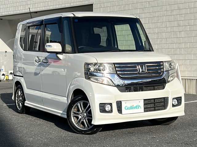 ホンダ Ｎ ＢＯＸ カスタム G SSパッケージ 千葉県 2015(平27)年 14.2万km プレミアムホワイトパール ワンオーナー/純正メモリナビ（VXM-１５５VSi)/ワンセグテレビ/DVD/CD/Bluetooth/バックカメラ/CTBA（シティブレーキアクティブシステム）/ステアリングスイッチ/キセノンヘッドライト/フォグランプ/両側パワースライドドア/純正フロアマット/ホイール/ドアバイザー/ウィンカーミラー