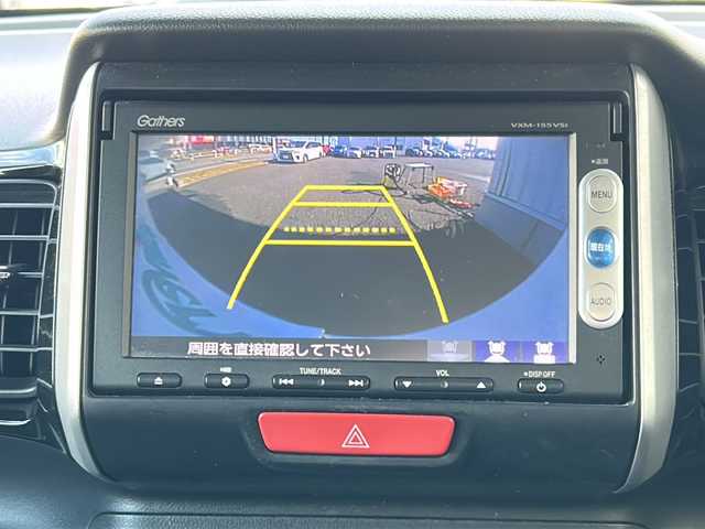 ホンダ Ｎ ＢＯＸ カスタム G SSパッケージ 千葉県 2015(平27)年 14.2万km プレミアムホワイトパール ワンオーナー/純正メモリナビ（VXM-１５５VSi)/ワンセグテレビ/DVD/CD/Bluetooth/バックカメラ/CTBA（シティブレーキアクティブシステム）/ステアリングスイッチ/キセノンヘッドライト/フォグランプ/両側パワースライドドア/純正フロアマット/ホイール/ドアバイザー/ウィンカーミラー