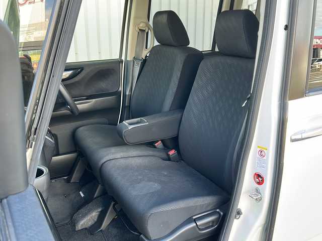 ホンダ Ｎ ＢＯＸ カスタム G SSパッケージ 千葉県 2015(平27)年 14.2万km プレミアムホワイトパール ワンオーナー/純正メモリナビ（VXM-１５５VSi)/ワンセグテレビ/DVD/CD/Bluetooth/バックカメラ/CTBA（シティブレーキアクティブシステム）/ステアリングスイッチ/キセノンヘッドライト/フォグランプ/両側パワースライドドア/純正フロアマット/ホイール/ドアバイザー/ウィンカーミラー