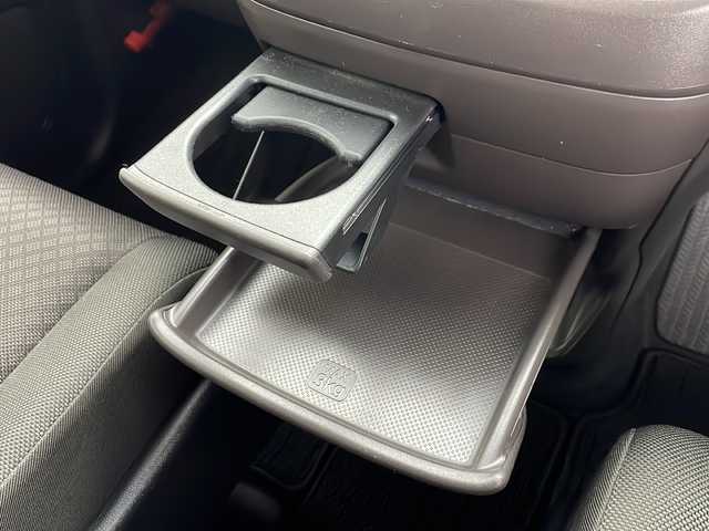 ホンダ フリード G ホンダセンシング 愛知県 2021(令3)年 5万km プラチナホワイトパール 純正ナビ【VXM-214VFi】/バックカメラ/フルセグTV・Bluetooth・CD・DVD・USB/ETC/両側パワースライドドア/ホンダセンシング/衝突軽減ブレーキ/誤発進抑制/後方誤発進抑制/歩行者事故低減ステアリング/先行車発進告知/標識認識/路外逸脱抑制/アダプティブクルーズコントロール/車線維持支援システム/アイドリングストップ/ヒルスタートアシスト/横滑り防止/ハロゲンヘッド/オートライト/純正フロアマット/プッシュスタート/スマートキー/スペアキー1本/保証書/取扱説明書・ナビ説明書