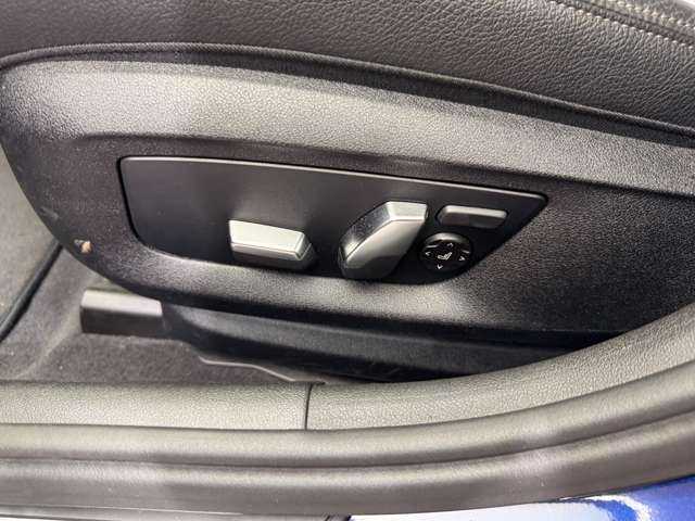 ＢＭＷ ５２３ｄ Mスポーツ 千葉県 2017(平29)年 4.6万km 紺Ｍ ハイラインパッケージ　/ACC　/黒革シート　/HUD　/ナビ　/TV　/360°Bluetooth接続　/シートヒーター　/電動シート　/電動トランク　/LEDヘッドライト　/ソフトクローズドア　/ドライビングアシストプラス　/パーキングアシストプラス