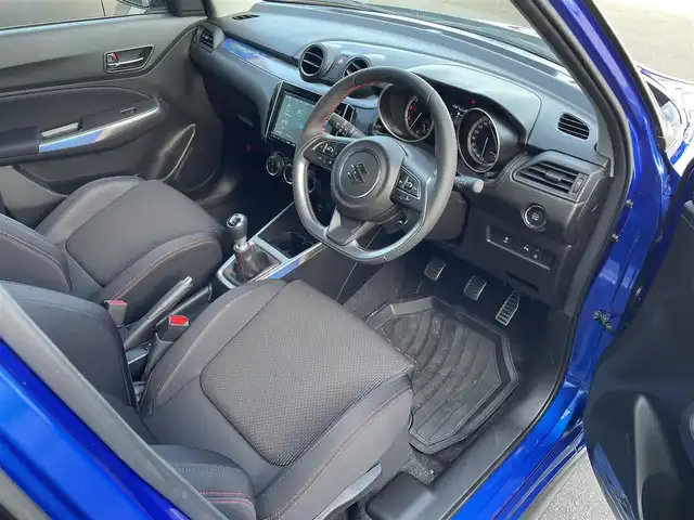 スズキ スイフト スポーツ ZC33S ファイナルED 東京都 2025(令7)年 0.1万km 青Ⅱ ワンオーナー/純正ナビ/Bluetooth/アダプティブクルーズコントロール/フルセグテレビ/アラウンドビューモニター/前席シートヒーター/ステアリングスイッチ/革巻きステアリング/LEDヘッドライト/ブラインドスポットモニター/ラバーマット/プッシュスタート/キーレスエントリー/フロントフォグランプ/ハンズフリー