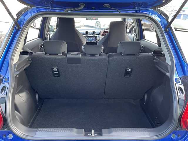 スズキ スイフト スポーツ ZC33S ファイナルED 東京都 2025(令7)年 0.1万km 青Ⅱ ワンオーナー/純正ナビ/Bluetooth/アダプティブクルーズコントロール/フルセグテレビ/アラウンドビューモニター/前席シートヒーター/ステアリングスイッチ/革巻きステアリング/LEDヘッドライト/ブラインドスポットモニター/ラバーマット/プッシュスタート/キーレスエントリー/フロントフォグランプ/ハンズフリー