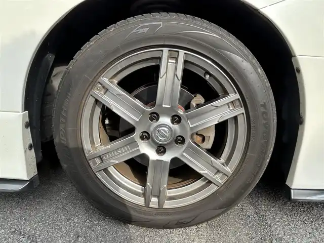 日産 エルグランド 250ハイウェイスターS 長崎県 2016(平28)年 9.7万km ブリリアントホワイトパール NISMOエアロ（F/S/R下）/純正ナビ/（CD/DVD/BT/フルセグ）/フリップダウンモニター/全方位カメラ/コーナーセンサー/クルーズコントロール/ETC/両側パワースライドドア/ハーフレザーシート/オートライト/NISMO18インチAW