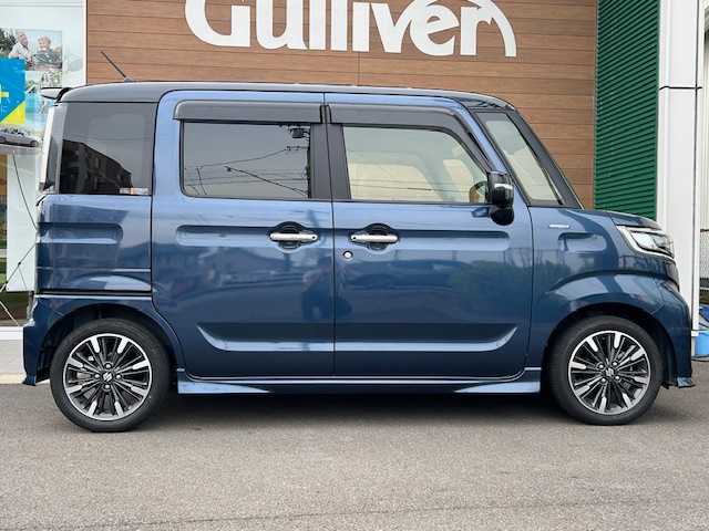 スズキ スペーシア カスタム HYBRID XS ターボ 静岡県 2023(令5)年 1.2万km インディゴブルーメタリック/ブラック ８インチナビ　フルセグＴＶ　ＤＶＤ再生　Ｂｌｕｅｔｏｏｔｈ　ＵＳＢ接続　全方位カメラ　連動前後ドライブレコーダー　ワンタッチ両側パワースライドドア　サーキュレーター　後席専用テーブル　後席両側ロールサンシェード　ＬＥＤライト　レーダークルーズ　ＬＫＡ　ＨＵＤ