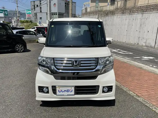 ホンダ Ｎ ＢＯＸ カスタム SSパッケージ 福岡県 2014(平26)年 7.7万km プレミアムホワイトパール (株)IDOMが運営する【じしゃロン八幡西店】の自社ローン専用車両になります。こちらは現金またはオートローンご利用時の価格です。自社ローンご希望の方は別途その旨お申付け下さい/衝突軽減システム/スマートキー /ナビ/ワンセグ/Bluetooth/バックカメラ/HID/オートライト