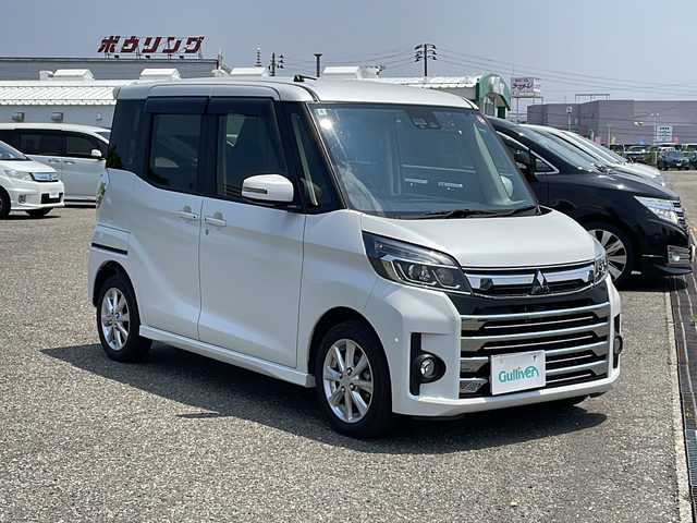 三菱 ｅＫスペース カスタムG セーフティパッケージ 新潟県 2018(平30)年 5.5万km シルキーホワイト 4WD/純正SDナビ(MM317D-WM)/CD/DVD/BT/フルセグテレビ/SDミュージックサーバー/全方位カメラ/ドライブレコーダー/衝突被害軽減ブレーキ/両側パワースライドドア/ベンチシート/運転席シートヒーター /スマートキー/プッシュスタート/LEDヘッドライト/オートライト/オートハイビーム/フォグランプ/純正14インチアルミホイール