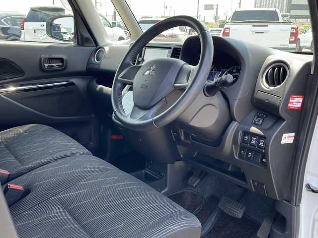 三菱 ｅＫスペース カスタムG セーフティパッケージ 新潟県 2018(平30)年 5.5万km シルキーホワイト 4WD/純正SDナビ(MM317D-WM)/CD/DVD/BT/フルセグテレビ/SDミュージックサーバー/全方位カメラ/ドライブレコーダー/衝突被害軽減ブレーキ/両側パワースライドドア/ベンチシート/運転席シートヒーター /スマートキー/プッシュスタート/LEDヘッドライト/オートライト/オートハイビーム/フォグランプ/純正14インチアルミホイール