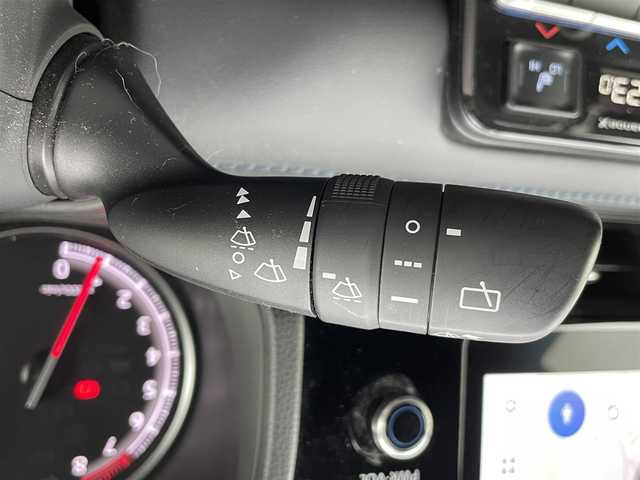 トヨタ ヴォクシー S－Z 福岡県 2022(令4)年 2.7万km アティチュードブラックマイカ ワンオーナー/純正メーカーナビ/（Bluetooth対応/フルセグ/AM/FM）/純正後席モニター（フリップダウンモニター）/レーダークルーズコントロール/オートブレーキホールド/トヨタセーフティセンス/-プリクラッシュセーフティ/-ブラインドスポットモニター/-車線逸脱警報/-駐車支援システム/シートヒーター/ハーフレーザー/ステアリングヒーター/オットマン（2列目シート）/両側パワースライドドア/電動リアゲート/バックカメラ/ドライブレコーダー/ビルトインETC2.0/純正アルミホイール/純正フロアマット/保証書/取扱説明書/スマートキー