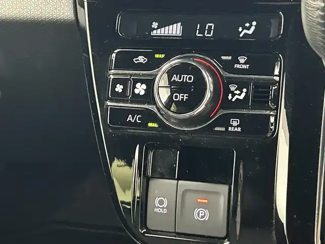 ダイハツ タント カスタム RS 熊本県 2023(令5)年 2.5万km ファイアークォーツレッドM ワンオーナー　/9インチスマホ連携ディスプレイオーディオ（ApplCarPlay・AndroidAuto・BT・フルセグ）/バックカメラ　/前方のみドライブレコーダー　/前席シートヒーター　/両側パワースライドドア　/前後クリアランスソナー　/衝突軽減ブレーキ　/横滑り防止　/アイドリングストップ　/純正フロアマット/純正１５インチAW/オートライト/LEDヘッドライト/フォグライト/スマートキー/プッシュスタート/スペアキー1本/保証書/取扱説明書