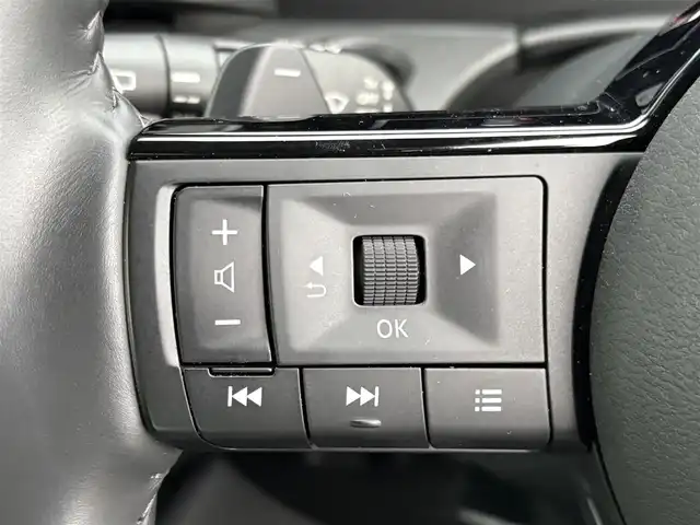 日産 セレナ ハイウェイスター V 大分県 2023(令5)年 1.9万km プリズムホワイト ・純正ナビ(BT/USB/フルセグTV)/・全方位カメラ/・プロパイロット/・両側パワースライドドア/・エマージェンシーブレーキ/・コーナーセンサー/・ブラインドスポットモニター/・デジタルインナーミラー/・ETC/・ブレーキホールド/・ウォークスルー/・オートハイビーム/・ステアリングリモコン/・パドルシフト/・スマートキー