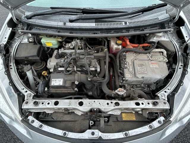 トヨタ アクア S 千葉県 2012(平24)年 7.1万km シルバーM 社外ディスプレイオーディオ/Bluetooth/Apple Carplay/ETC/バックカメラ/1列目シートヒーター/横滑り防止装置/盗難防止装置/Wエアバック/オートライト/ウィンカーミラー/ステアリングスイッチ/プッシュスタート/スマートキー/スペアキー１本/社外アルミホイール/純正フロアマット/保証書/取扱説明書