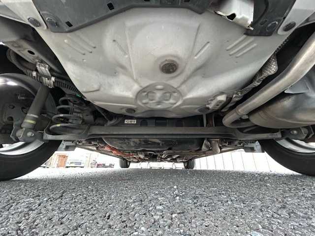 トヨタ アクア S 千葉県 2012(平24)年 7.1万km シルバーM 社外ディスプレイオーディオ/Bluetooth/Apple Carplay/ETC/バックカメラ/1列目シートヒーター/横滑り防止装置/盗難防止装置/Wエアバック/オートライト/ウィンカーミラー/ステアリングスイッチ/プッシュスタート/スマートキー/スペアキー１本/社外アルミホイール/純正フロアマット/保証書/取扱説明書