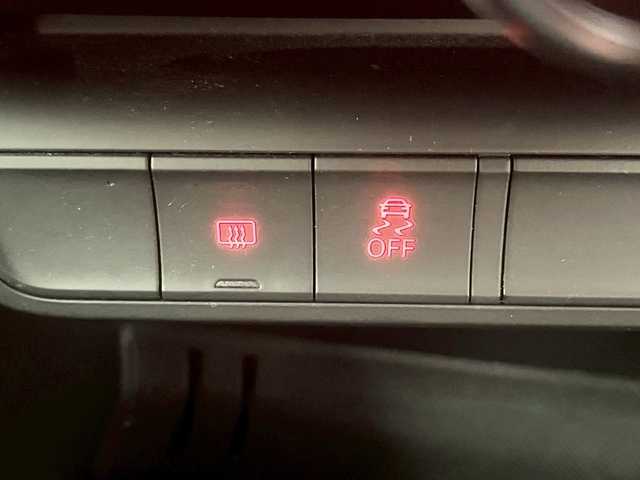 アウディ Ａ１ スポーツバック 1．4TFSI 島根県 2014(平26)年 5.1万km ティークブラウンメタリック 純正ナビ・TV/CD/AU/DVD再生/ＥＴＣ/前後ドライブレコーダー/横滑り防止装置/自動防眩ミラー/純正フロアマット/純正１５インチアルミホイール/保証書・取説/スペアキー1本