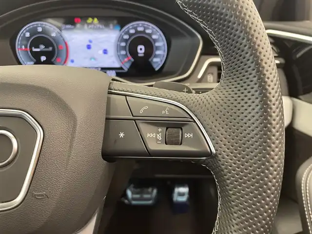 アウディ Ａ４ 35TDI Sライン 岡山県 2023(令5)年 0.9万km デイトナグレーパールエフェクト 150台限定車/マイルドハイブリッドディーゼルターボ/コンフォートパッケージ/S-LinePlusパッケージ/純正ナビ/パークアシスト/サラウンドビューカメラ/スマートフォンワイヤレスチャージング/マトリクスLEDヘッドライト/シートメモリー/AUDIsport19インチAW/全席シートヒーター