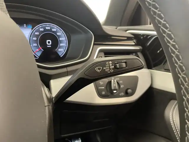 アウディ Ａ４ 35TDI Sライン 岡山県 2023(令5)年 0.9万km デイトナグレーパールエフェクト 150台限定車/マイルドハイブリッドディーゼルターボ/コンフォートパッケージ/S-LinePlusパッケージ/純正ナビ/パークアシスト/サラウンドビューカメラ/スマートフォンワイヤレスチャージング/マトリクスLEDヘッドライト/シートメモリー/AUDIsport19インチAW/全席シートヒーター