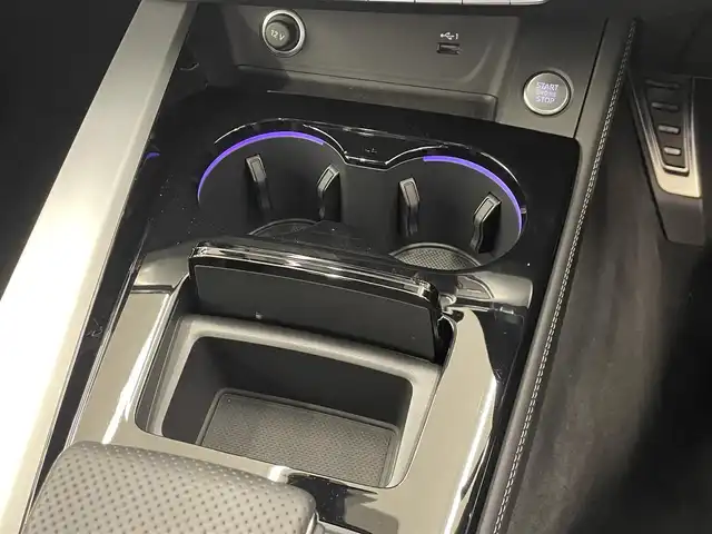 アウディ Ａ４ 35TDI Sライン 岡山県 2023(令5)年 0.9万km デイトナグレーパールエフェクト 150台限定車/マイルドハイブリッドディーゼルターボ/コンフォートパッケージ/S-LinePlusパッケージ/純正ナビ/パークアシスト/サラウンドビューカメラ/スマートフォンワイヤレスチャージング/マトリクスLEDヘッドライト/シートメモリー/AUDIsport19インチAW/全席シートヒーター