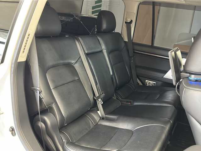 トヨタ ランドクルーザー ZX 道央・札幌 2013(平25)年 5.4万km ホワイトパールクリスタルシャイン ・4WD/・寒冷地仕様/・純正ナビ/フルセグTV/DVD/CD/MSV/BT/・フロント/サイド/バックカメラ/・サンルーフ/・リヤ席モニター/・BRANEWエアロ/・BRANEWマフラー/・パワーバックドア/・クルーズコントロール/・パーキングセンサー/・RSCA/・ステアリングヒーター/・横滑り防止/・ビルトインETC/・レザーシート/・前席パワーシート/・前席シートヒーター/ベンチレーション/・ハイトコントロール/・HID/・LEDフォグ/・リヤフォグ/・ワイパーデアイサー/・プッシュスタート/・スマートキー/・ドアバイザー/・電格ミラー/・ヒッチメンバー/・MAYHEM20インチAW装着