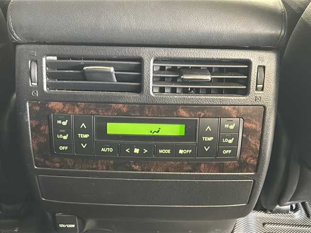 トヨタ ランドクルーザー ZX 道央・札幌 2013(平25)年 5.4万km ホワイトパールクリスタルシャイン ・4WD/・寒冷地仕様/・純正ナビ/フルセグTV/DVD/CD/MSV/BT/・フロント/サイド/バックカメラ/・サンルーフ/・リヤ席モニター/・BRANEWエアロ/・BRANEWマフラー/・パワーバックドア/・クルーズコントロール/・パーキングセンサー/・RSCA/・ステアリングヒーター/・横滑り防止/・ビルトインETC/・レザーシート/・前席パワーシート/・前席シートヒーター/ベンチレーション/・ハイトコントロール/・HID/・LEDフォグ/・リヤフォグ/・ワイパーデアイサー/・プッシュスタート/・スマートキー/・ドアバイザー/・電格ミラー/・ヒッチメンバー/・MAYHEM20インチAW装着