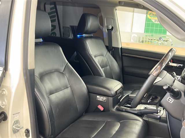 トヨタ ランドクルーザー ZX 道央・札幌 2013(平25)年 5.4万km ホワイトパールクリスタルシャイン ・4WD/・寒冷地仕様/・純正ナビ/フルセグTV/DVD/CD/MSV/BT/・フロント/サイド/バックカメラ/・サンルーフ/・リヤ席モニター/・BRANEWエアロ/・BRANEWマフラー/・パワーバックドア/・クルーズコントロール/・パーキングセンサー/・RSCA/・ステアリングヒーター/・横滑り防止/・ビルトインETC/・レザーシート/・前席パワーシート/・前席シートヒーター/ベンチレーション/・ハイトコントロール/・HID/・LEDフォグ/・リヤフォグ/・ワイパーデアイサー/・プッシュスタート/・スマートキー/・ドアバイザー/・電格ミラー/・ヒッチメンバー/・MAYHEM20インチAW装着