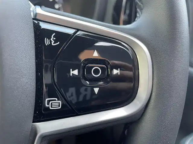 ボルボ Ｖ６０ B5 Rデザイン 栃木県 2022(令4)年 1万km グレー ハーフレザー/パワーシート/全席シートヒーター/ステアリングヒーター/ナビ/フルセグTV/全方位カメラ/ETC/ACC/レーンキープアシスト/ブラインドスポット/パワーテールゲート/Harman/Kardon/ドライブレコーダー/ヘッドアップディスプレイ/レーンキープアシスト/ブラインドスポット/ワイヤレスチャージ