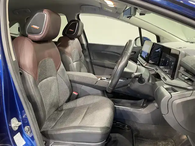 日産 オーラ G 愛知県 2021(令3)年 6.5万km オーロラフレアブルーパール 純正９インチナビ　/（AM/FM/フルセグTV/USB/CarPlay/HDMI/Bluetooth)/ＢＯＳＥサウンド　/プロパイロット　/アラウンドビューモニター　/衝突軽減ブレーキ　/ビルトインＥＴＣ２．０　/LEDヘッドライト/ワイヤレス充電　/デジタルインナーミラー　/ドライブレコーダー　/ブラインドスポットモニター/車線逸脱警報/オートマチックハイビーム/ソナー/ハンドル支援/純正フロアマット