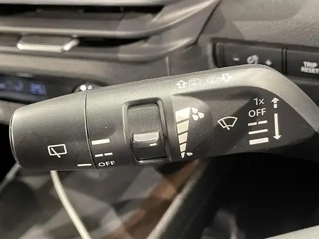 日産 オーラ G 愛知県 2021(令3)年 6.5万km オーロラフレアブルーパール 純正９インチナビ　/（AM/FM/フルセグTV/USB/CarPlay/HDMI/Bluetooth)/ＢＯＳＥサウンド　/プロパイロット　/アラウンドビューモニター　/衝突軽減ブレーキ　/ビルトインＥＴＣ２．０　/LEDヘッドライト/ワイヤレス充電　/デジタルインナーミラー　/ドライブレコーダー　/ブラインドスポットモニター/車線逸脱警報/オートマチックハイビーム/ソナー/ハンドル支援/純正フロアマット