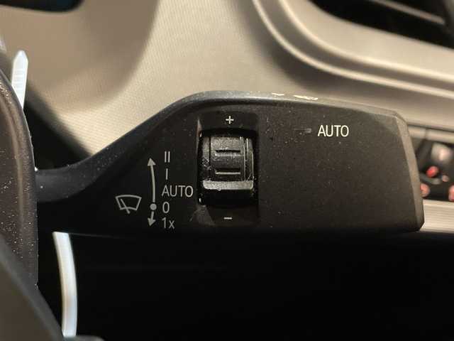 ＢＭＷ ２１８ｉ グランクーペ プレイ 新潟県 2020(令2)年 3.4万km サファイアブラックP  BMWライブ・コックピット/・HDDナビゲーション・システム/・10.25インチ マルチ・ディスプレイ・メーター・パネル/・10.25インチ ワイド・コントロール・ディスプレイ/・Apple CarPlay/マルチスポーク・スタイリング546 アロイ・ホイール/ライト・パッケージ：/・アンビエント・ライト/・リーディング・ライト/・ 照明付バニティ・ミラー/・ドア・ハンドル照明/・フロント・フットウェル・ライト/・LEDプロジェクション・ライト〔運転席〕/ドライビングアシスト/・ACC／アクティブ・クルーズ・コントロール/・トラフィック・サイン・アシスト/・レーン・ディパーチャー・ウォーニング/・ レーン・チェンジ・ウォーニング /・前車接近警告機能/・後車衝突警告機能/・ 衝突回避・被害軽減ブレーキ/・リヤ・ビュー・カメラ/ワイヤレス・チャージング/パワーシート/ドライブレコーダー