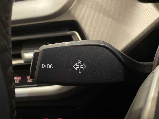 ＢＭＷ ２１８ｉ グランクーペ プレイ 新潟県 2020(令2)年 3.4万km サファイアブラックP  BMWライブ・コックピット/・HDDナビゲーション・システム/・10.25インチ マルチ・ディスプレイ・メーター・パネル/・10.25インチ ワイド・コントロール・ディスプレイ/・Apple CarPlay/マルチスポーク・スタイリング546 アロイ・ホイール/ライト・パッケージ：/・アンビエント・ライト/・リーディング・ライト/・ 照明付バニティ・ミラー/・ドア・ハンドル照明/・フロント・フットウェル・ライト/・LEDプロジェクション・ライト〔運転席〕/ドライビングアシスト/・ACC／アクティブ・クルーズ・コントロール/・トラフィック・サイン・アシスト/・レーン・ディパーチャー・ウォーニング/・ レーン・チェンジ・ウォーニング /・前車接近警告機能/・後車衝突警告機能/・ 衝突回避・被害軽減ブレーキ/・リヤ・ビュー・カメラ/ワイヤレス・チャージング/パワーシート/ドライブレコーダー