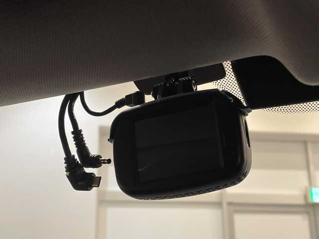 ＢＭＷ ２１８ｉ グランクーペ プレイ 新潟県 2020(令2)年 3.4万km サファイアブラックP  BMWライブ・コックピット/・HDDナビゲーション・システム/・10.25インチ マルチ・ディスプレイ・メーター・パネル/・10.25インチ ワイド・コントロール・ディスプレイ/・Apple CarPlay/マルチスポーク・スタイリング546 アロイ・ホイール/ライト・パッケージ：/・アンビエント・ライト/・リーディング・ライト/・ 照明付バニティ・ミラー/・ドア・ハンドル照明/・フロント・フットウェル・ライト/・LEDプロジェクション・ライト〔運転席〕/ドライビングアシスト/・ACC／アクティブ・クルーズ・コントロール/・トラフィック・サイン・アシスト/・レーン・ディパーチャー・ウォーニング/・ レーン・チェンジ・ウォーニング /・前車接近警告機能/・後車衝突警告機能/・ 衝突回避・被害軽減ブレーキ/・リヤ・ビュー・カメラ/ワイヤレス・チャージング/パワーシート/ドライブレコーダー