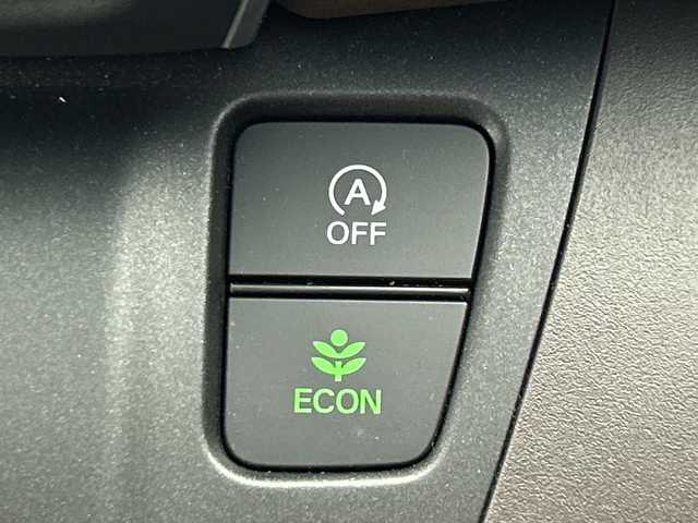 ホンダ フリード G ホンダセンシング 茨城県 2021(令3)年 3.2万km シーグラスブルーパール 純正ナビ　/バックカメラ　/両側電動スライドドア　/追従型クルーズコントロール　/シートヒーター　/純正ドライブレコーダー前後　/ホンダセンシング　/衝突被害軽減ブレーキ　/コーナーセンサー　/純正フロアマット　/禁煙車