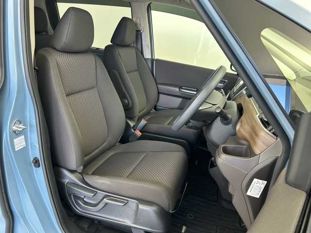 ホンダ フリード G ホンダセンシング 茨城県 2021(令3)年 3.2万km シーグラスブルーパール 純正ナビ　/バックカメラ　/両側電動スライドドア　/追従型クルーズコントロール　/シートヒーター　/純正ドライブレコーダー前後　/ホンダセンシング　/衝突被害軽減ブレーキ　/コーナーセンサー　/純正フロアマット　/禁煙車