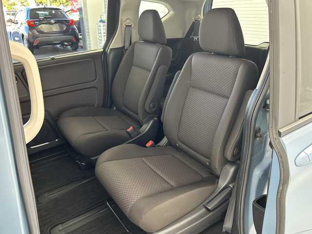 ホンダ フリード G ホンダセンシング 茨城県 2021(令3)年 3.2万km シーグラスブルーパール 純正ナビ　/バックカメラ　/両側電動スライドドア　/追従型クルーズコントロール　/シートヒーター　/純正ドライブレコーダー前後　/ホンダセンシング　/衝突被害軽減ブレーキ　/コーナーセンサー　/純正フロアマット　/禁煙車