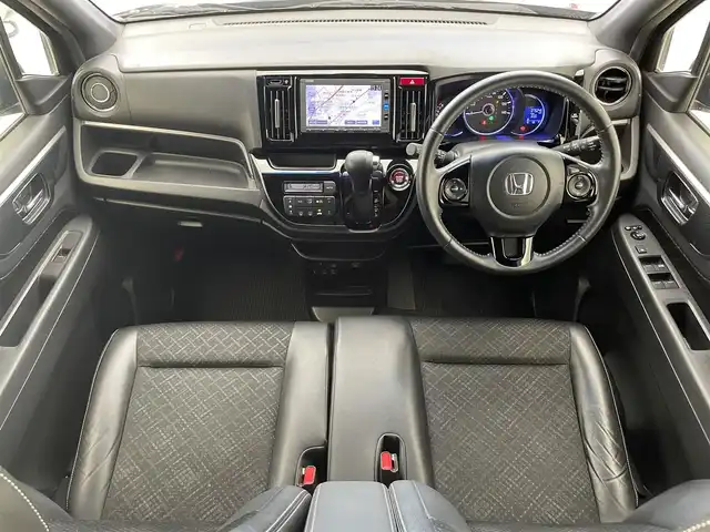 ホンダ Ｎ ＷＧＮ カスタム G Lパッケージ 滋賀県 2017(平29)年 7.6万km クリスタルブラックパール 禁煙車/純正ナビ/(CD/DVD/フルセグ/Bluetooth)/バックカメラ/アイドリングストップ/革巻きステアリング/ステアリングスイッチ/追従クルコン/HIDヘッドライト/オートライト/フォグランプ/ドアバイザー