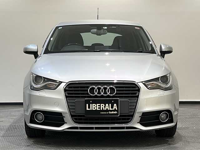 アウディ Ａ１ スポーツバック 1．4TFSI 新潟県 2012(平24)年 4.7万km フローレットシルバーM フルセグTV/・CD/DVD/Bluetooth/ETC/ドライブレコーダー/スタッドレスタイヤ装着