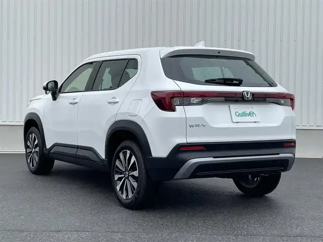 ホンダ ＷＲ－Ｖ Z 群馬県 2024(令6)年 0.5万km プラチナホワイトパール 純正8インチナビ（FM/AM/TV/BT）/フルセグTV/ホンダセンシング/・衝突軽減ブレーキ/・レーンキープアシスト/・踏み間違い衝突軽減/・レーンキープアシスト/・パーキングセンサー/・アダプティブクルーズコントロール/・横滑り防止装置/バックカメラ/純正フロアマット/純正アルミホイール/ワンオーナー/ステアリングスイッチ/革巻きステアリング/フォグライト/スマートキー/パワーステアリング/パワーウィンドウ/取扱説明書/保証書