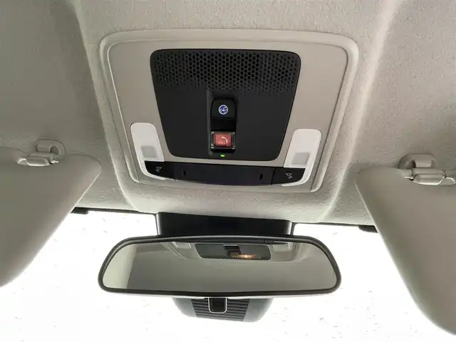 ホンダ ＷＲ－Ｖ Z 群馬県 2024(令6)年 0.5万km プラチナホワイトパール 純正8インチナビ（FM/AM/TV/BT）/フルセグTV/ホンダセンシング/・衝突軽減ブレーキ/・レーンキープアシスト/・踏み間違い衝突軽減/・レーンキープアシスト/・パーキングセンサー/・アダプティブクルーズコントロール/・横滑り防止装置/バックカメラ/純正フロアマット/純正アルミホイール/ワンオーナー/ステアリングスイッチ/革巻きステアリング/フォグライト/スマートキー/パワーステアリング/パワーウィンドウ/取扱説明書/保証書