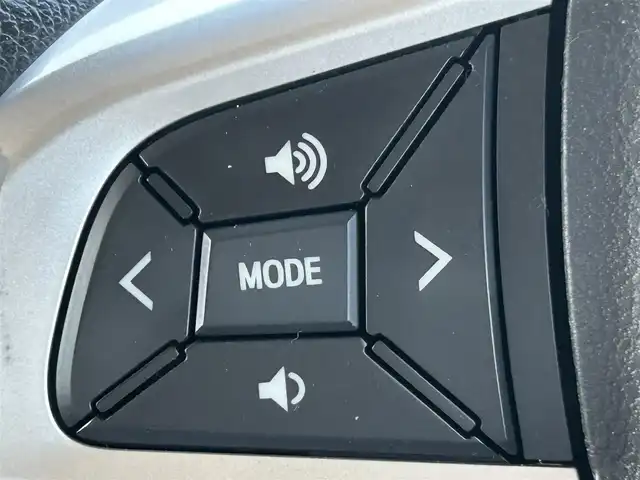 ダイハツ タント カスタム RS トップED SA 岡山県 2015(平27)年 6.3万km ナイトシャドーパープルクリスタルM 純正ナビ　/両側パワースライドドア /Ｂカメラ　/衝突軽減　/横滑り防止　/アイドリングストップ　/Ｂｌｕｅｔｏｏｔｈ /USB入力端子　/ミュージックプレイヤー　/ETC　/AAC　/オートライト　/LED　/純正AW