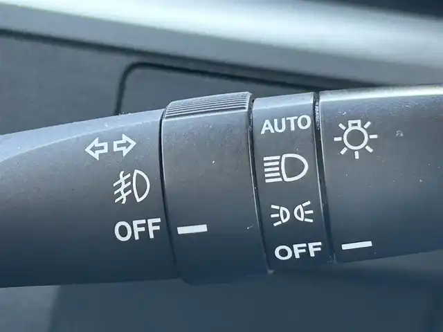 ダイハツ タント カスタム RS トップED SA 岡山県 2015(平27)年 6.3万km ナイトシャドーパープルクリスタルM 純正ナビ　/両側パワースライドドア /Ｂカメラ　/衝突軽減　/横滑り防止　/アイドリングストップ　/Ｂｌｕｅｔｏｏｔｈ /USB入力端子　/ミュージックプレイヤー　/ETC　/AAC　/オートライト　/LED　/純正AW