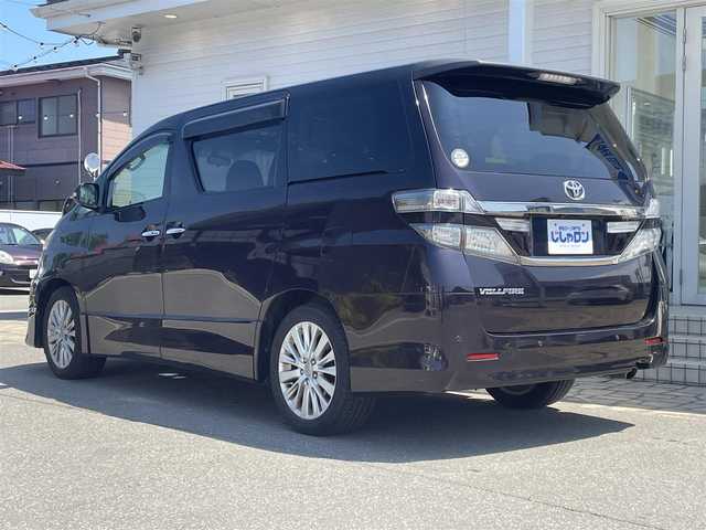 トヨタ ヴェルファイア 2．4Z 秋田県 2012(平24)年 9.7万km ボルドーマイカメタリック (株)IDOMが運営する【じしゃロン 秋田店】の自社ローン専用車両になります。こちらは現金またはオートローンご利用時の価格です。自社ローンご希望の方は別途その旨お申付け下さい/////////メモリナビ/フルセグテレビ/バックカメラ/フリップダウンモニター/ウィンカーミラー/オットマン/ドアバイザー/プッシュスタート/スマートキー/BT