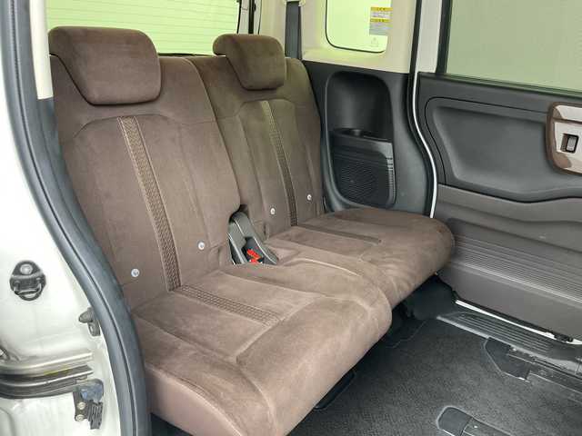 ホンダ Ｎ ＢＯＸ G･EXターボ Hセンシング カッパーブラウンスタイル 三重県 2019(平31)年 3.3万km 白Ⅱ 禁煙車/純正ナビ/【CD/DVD/SD/Bluetooth】/地デジ対応TV　/バックカメラ　/衝突軽減ブレーキ　/レーダークルーズコントロール　/レーンキープアシスト　/両側パワースライドドア　/純正ドライブレコーダー 　/ＥＴＣ　/ステアリングリモコン　/ＬＥＤヘッドライト　/オートライト機能/プッシュスタート/ウィンカーミラー
