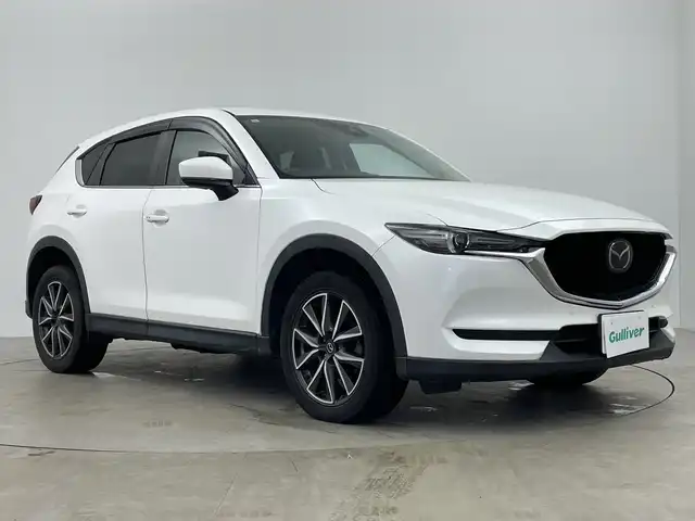 マツダ ＣＸ－５ XD プロアクティブ 鹿児島県 2017(平29)年 7.6万km スノーフレイクホワイトパールマイカ メーカーナビ/(BT/SD/AM/FM/CD/DVD/フルセグTV)/BOSEサウンドシステム/前席シートヒーター/レーダークルーズコントロール/オートマチックハイビーム/電動パーキングブレーキ/オートホールド/ブラインドスポットモニター/ステアリングスイッチ/ステアリングヒーター/バックカメラ/サイドカメラ/運転席パワーシート/シートメモリー/オートリトラミラー/アイドリングストップ/ETC/純正LEDヘッドライト/純正フロアマット/純正19インチアルミホイール/スペアキー/取扱説明書