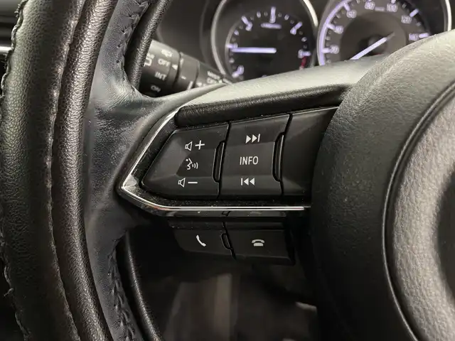 マツダ ＣＸ－５ XD プロアクティブ 鹿児島県 2017(平29)年 7.6万km スノーフレイクホワイトパールマイカ メーカーナビ/(BT/SD/AM/FM/CD/DVD/フルセグTV)/BOSEサウンドシステム/前席シートヒーター/レーダークルーズコントロール/オートマチックハイビーム/電動パーキングブレーキ/オートホールド/ブラインドスポットモニター/ステアリングスイッチ/ステアリングヒーター/バックカメラ/サイドカメラ/運転席パワーシート/シートメモリー/オートリトラミラー/アイドリングストップ/ETC/純正LEDヘッドライト/純正フロアマット/純正19インチアルミホイール/スペアキー/取扱説明書